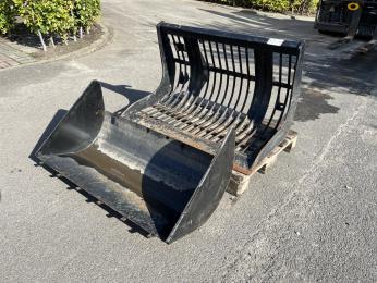Giant grating shovel