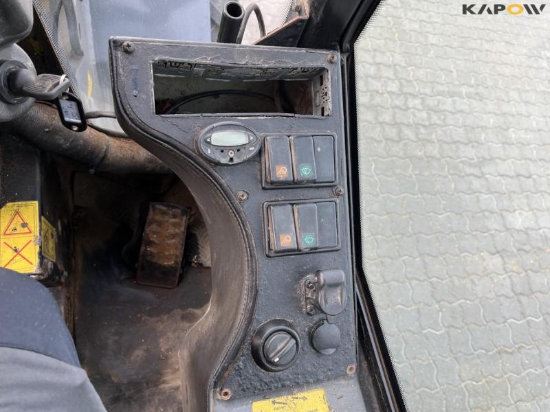 Giant V452T HD skid steer loader 30