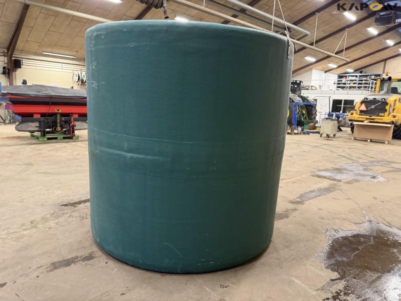 Fiberglass tank 8000 liters 4