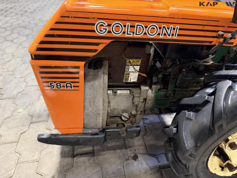 Goldoni 58A tool carrier with broom 27