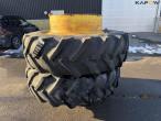 Good Year 20.8-R42 twin wheels 8