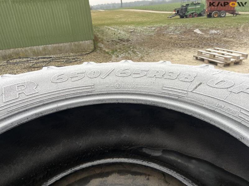 Good Year 650/65-R38 tires 9