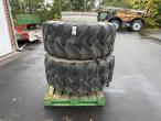 Goodyear 600/70-R30 twin wheels 3