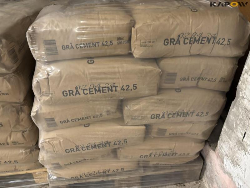 Gray cement 42.5 - 4 pallets 3