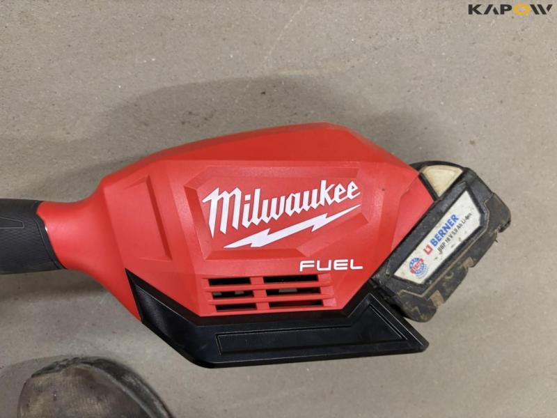 Grass trimmers and leaf blowers 10