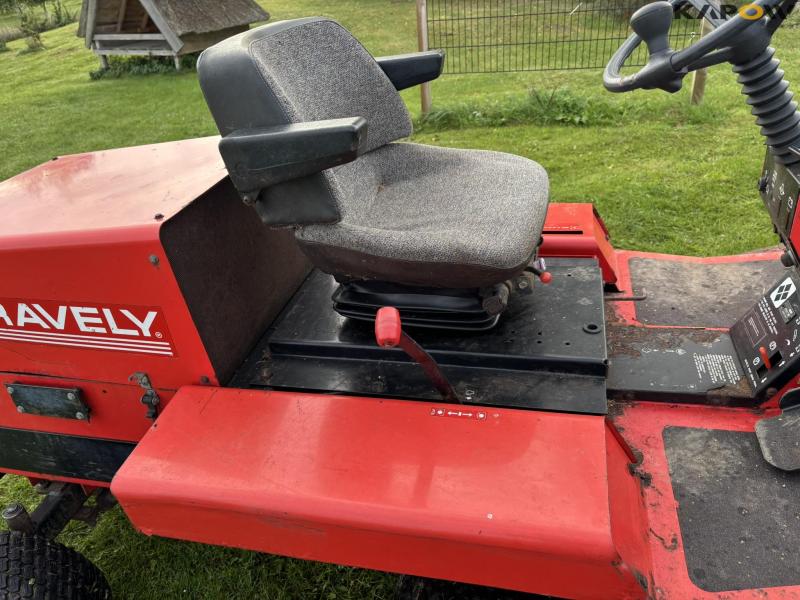 Gravely Promaster 400 rotary mower 20