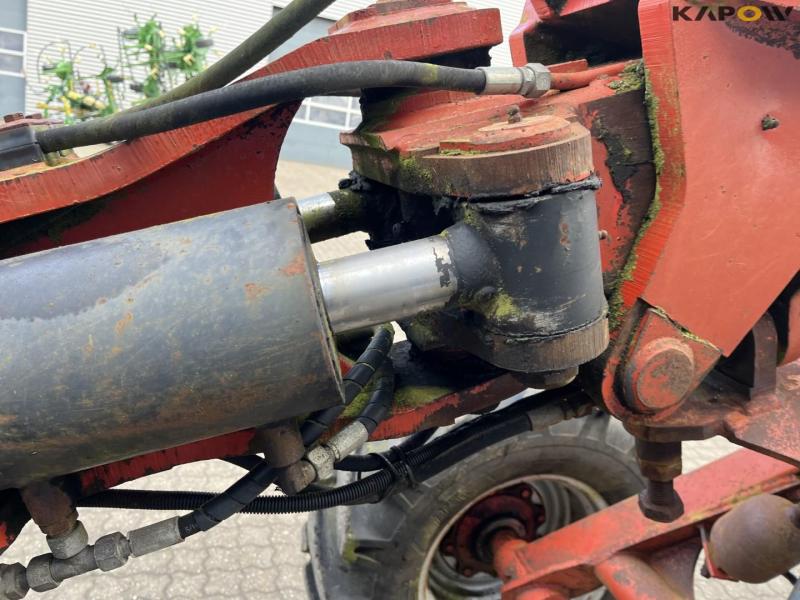 Gregoire-Besson 8 furrow reversible plough 33