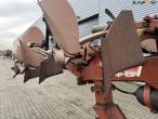 Gregoire-Besson 8 furrow reversible plough 23