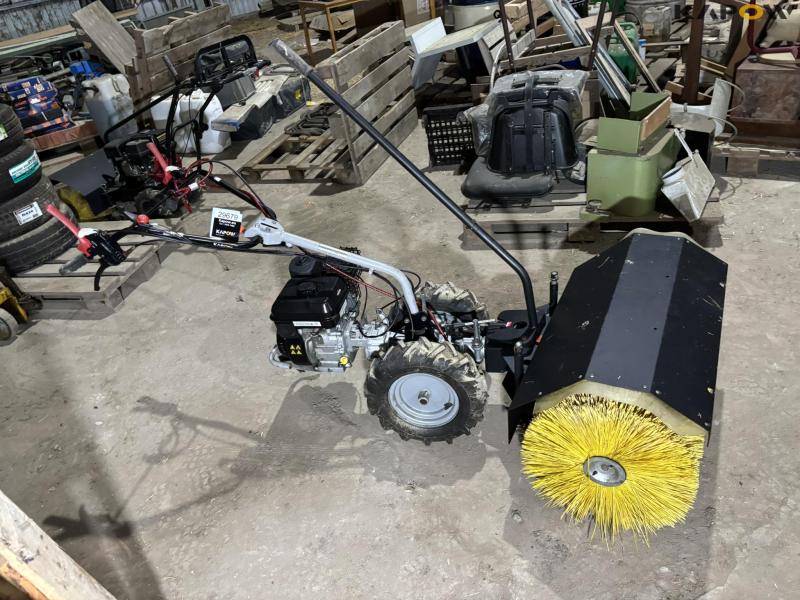 Grillo sweeper 80 cm 4