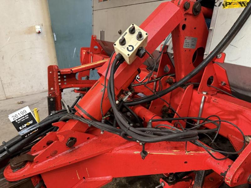 Grimme GL34 T potato planter 14