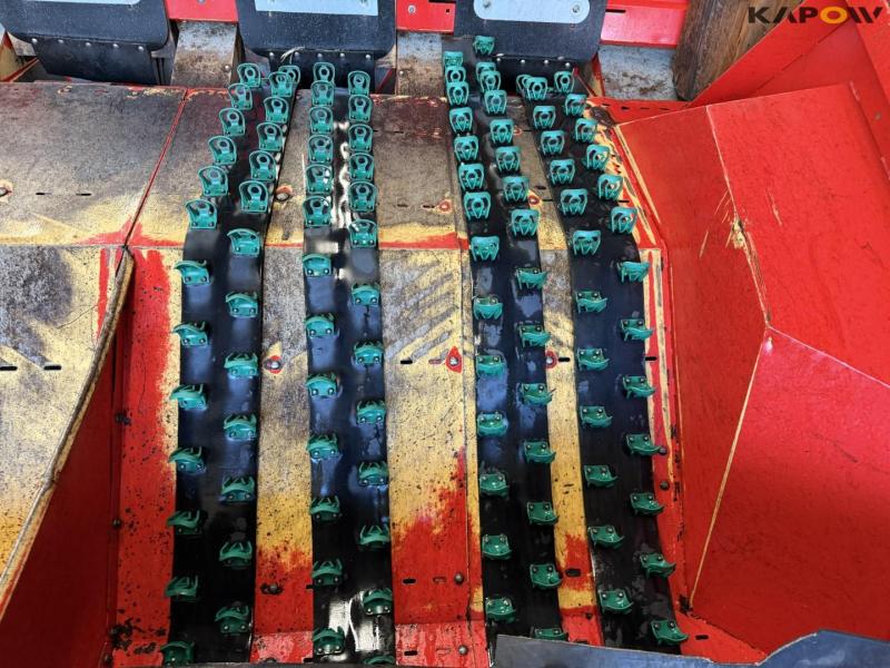 Grimme GL34 T potato planter 34