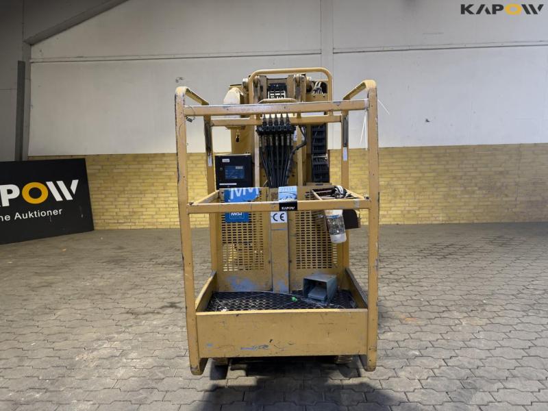 Grove manlift toucan 860 lift 2