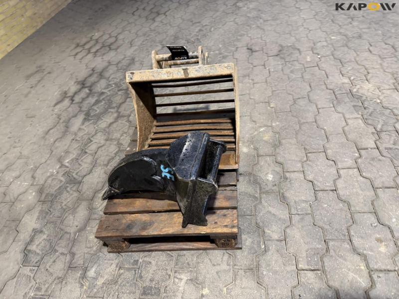 Dig tine and rake bucket 4