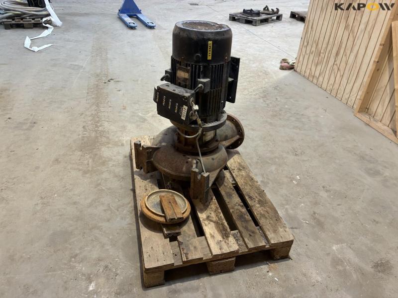 Grundfos NB 150-200/218 pump 5
