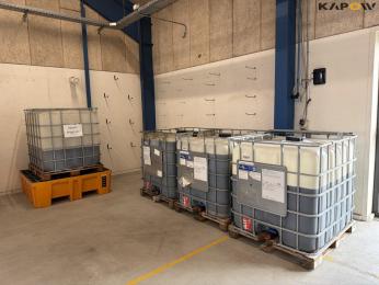 Gulf used hydraulic oil