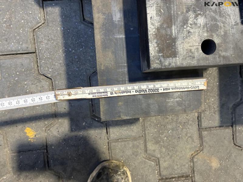 Rubber pads for scraper blade 8