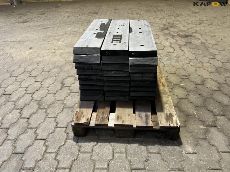 Rubber blades for snow plows 8