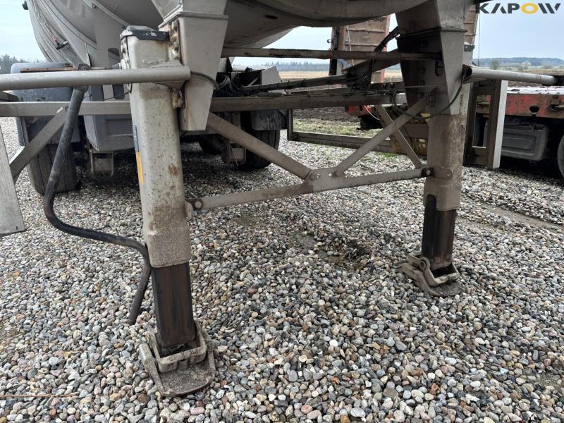 Slurry trailer 40 m3 14