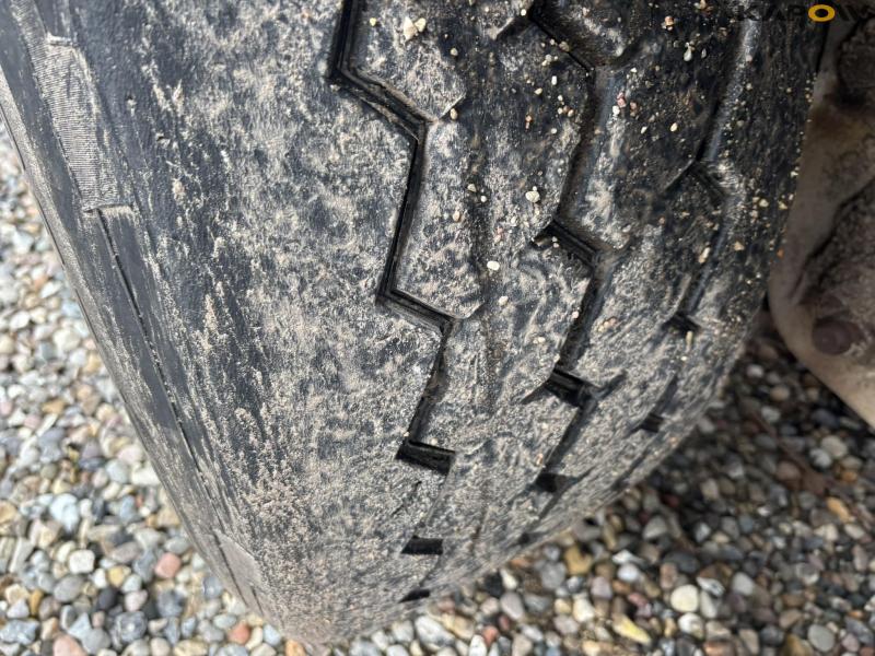 Slurry trailer 40 m3 32