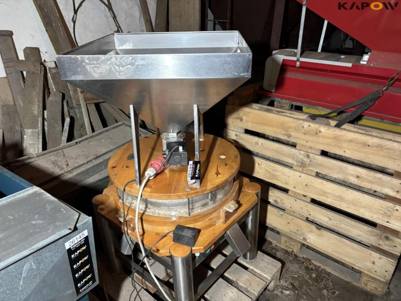 Häussler HM50P flour mill 2