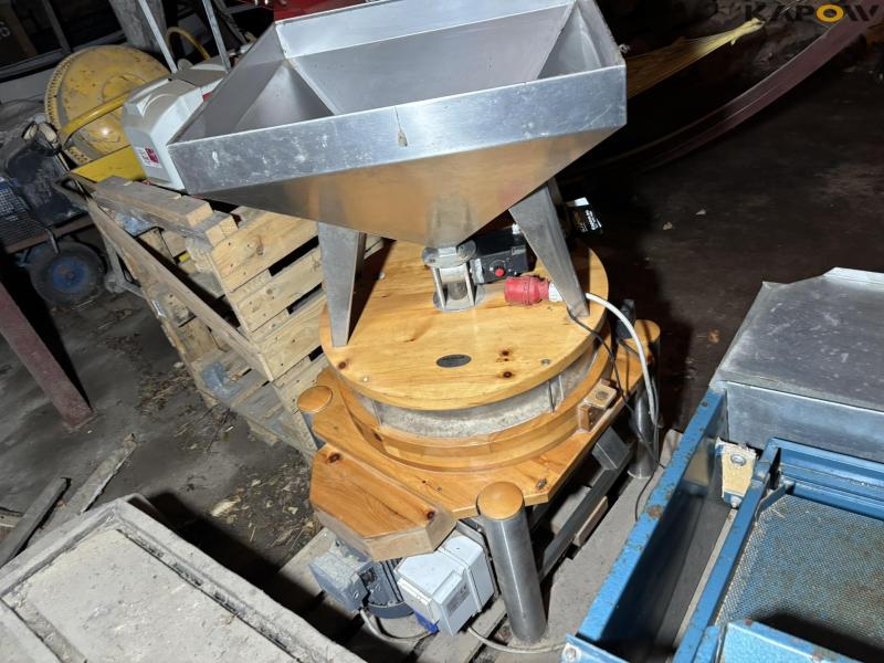 Häussler HM50P flour mill 3