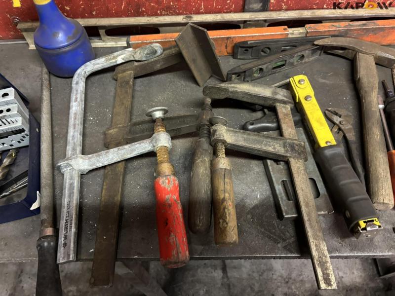 Miscellaneous hand tools 16