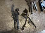 Miscellaneous hand tools 28