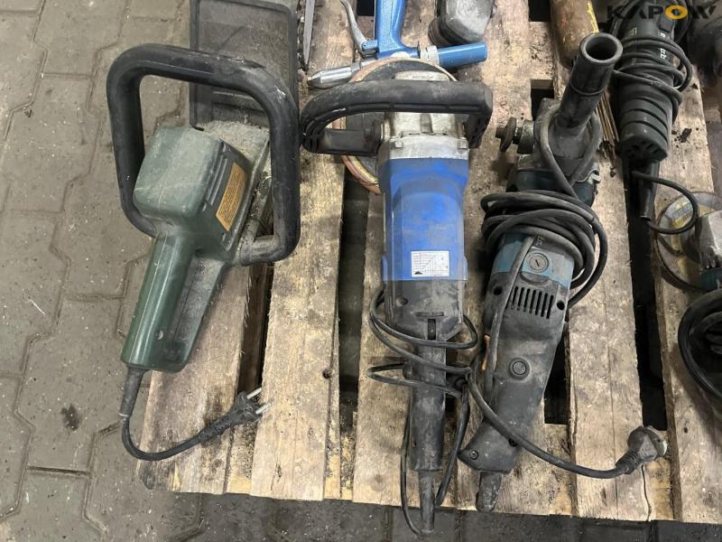 Hand tools and chainsaw 12