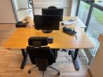 Raise and lower table with chair and equipment 4