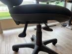 Raise and lower table with chair and equipment 13