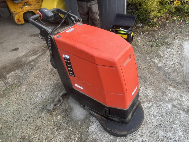 HAKO Hakomatic E/B 450/430 floor washer 3