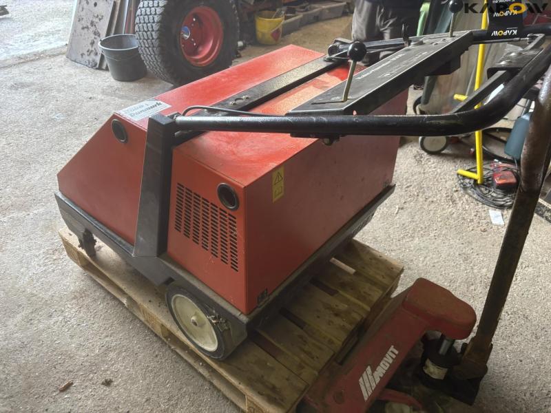 Hako Hamster 800E sweeper 7