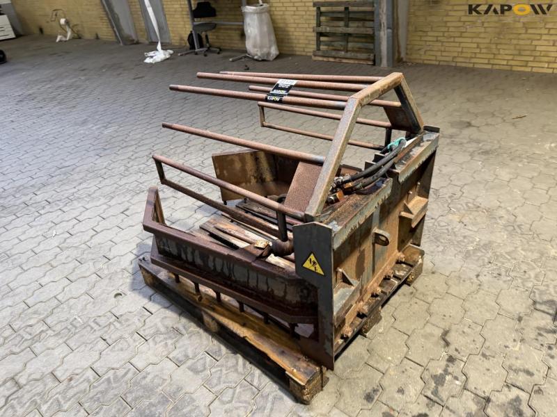 Straw collector with schäffer hitch 7