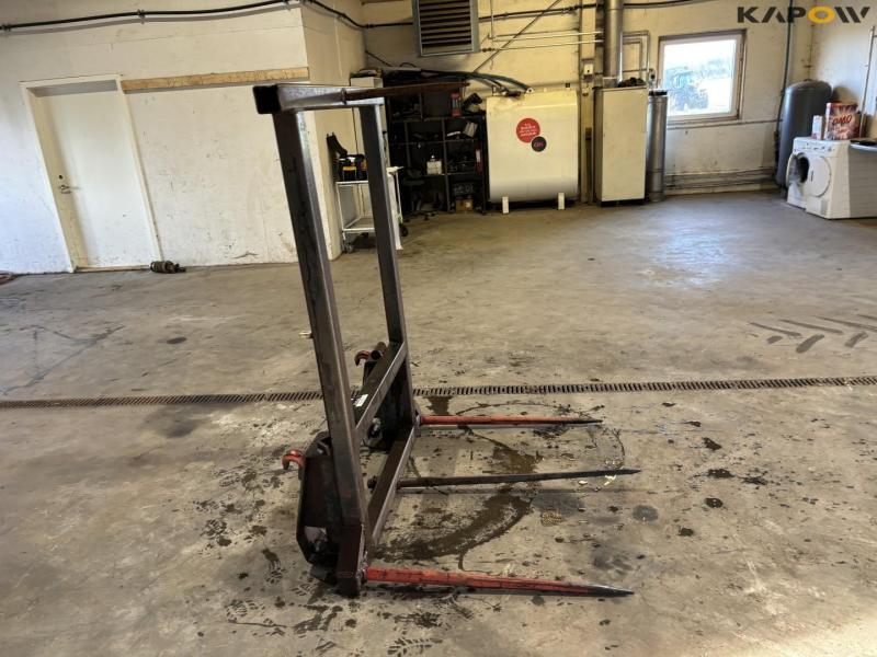 Forage spear with Euro hitch 4