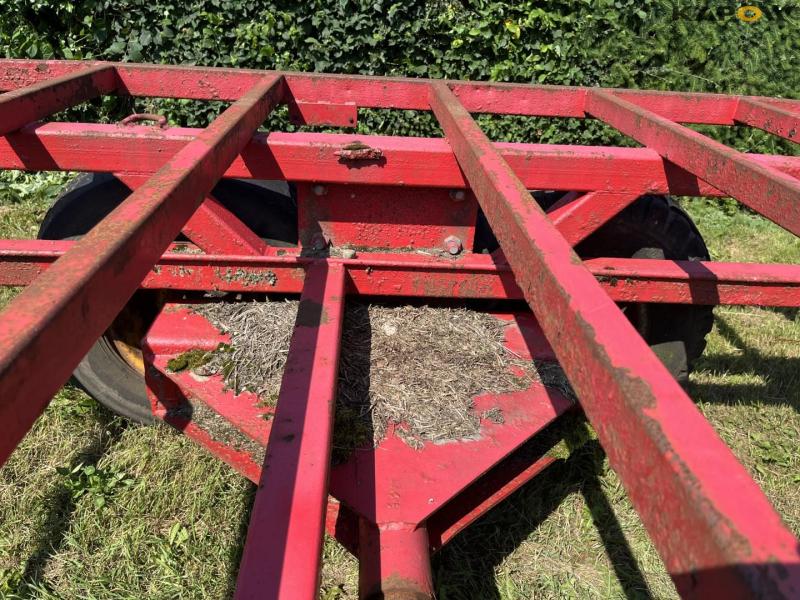 Straw cart 10