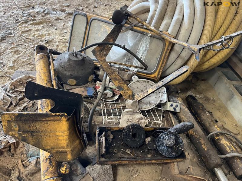 Hamjern 566 backhoe loader 40