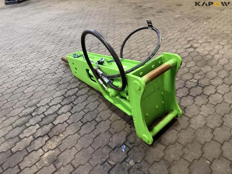 Hammer with S70 hitch 7