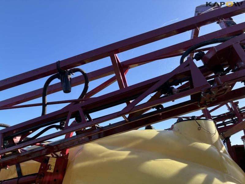 Hardi commander cl2800 sprayer 56