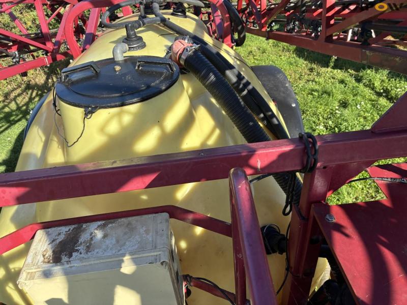 Hardi commander cl2800 sprayer 60
