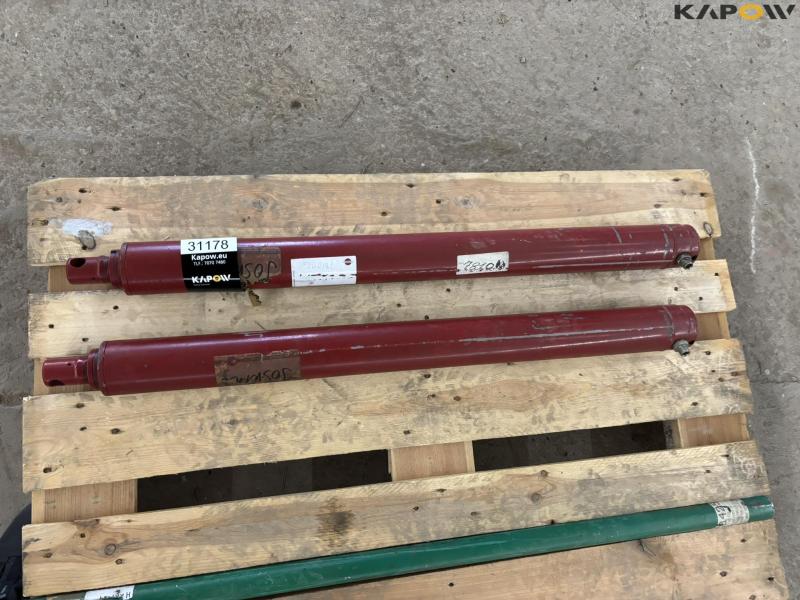 Hardi hydraulic pistons and steering rod 4