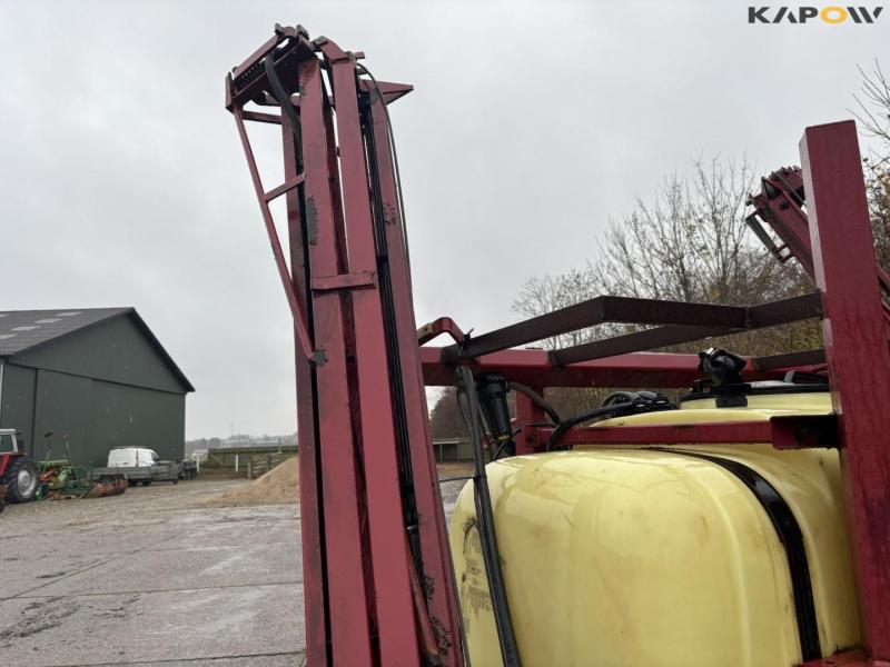 Hardi LX1000 sprayer 33