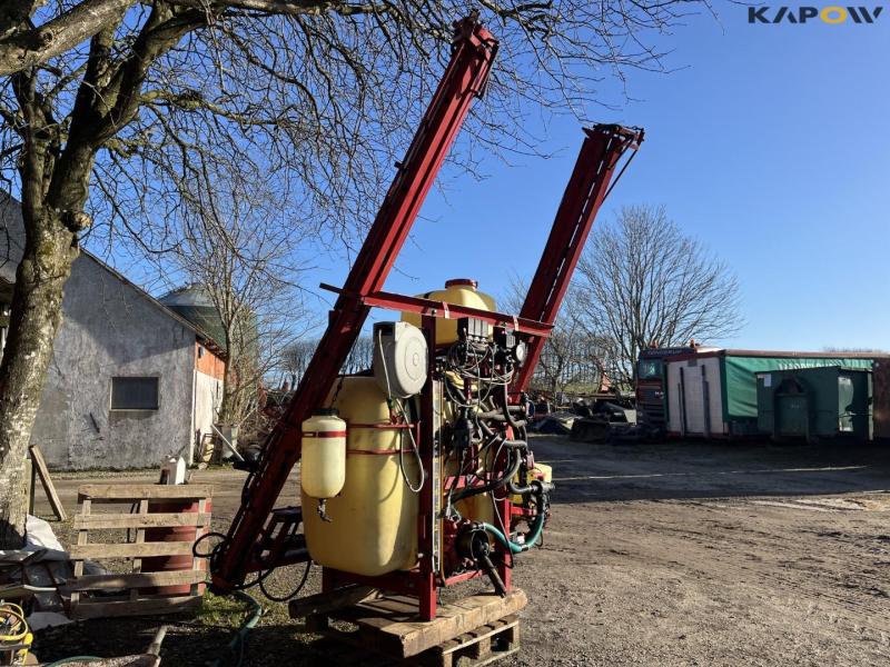 Hardi LXY 1000 sprøjte med 16 meter spredebom 3