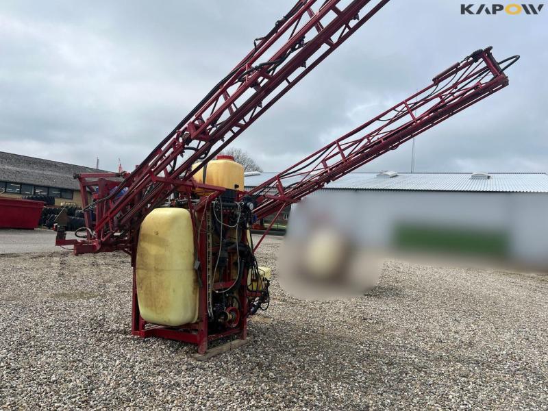 Hardi LZY 1200 sprayer 3