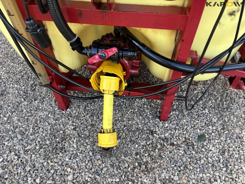 Hardi field sprayer 15