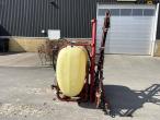 Hardi NK800 field sprayer with 12 meter boom 8