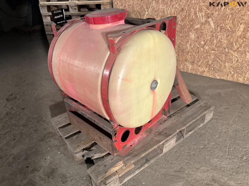 Hardi tank 200 liters 1