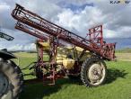Hardi TZY2400 trailer sprayer with 20 meter boom 1
