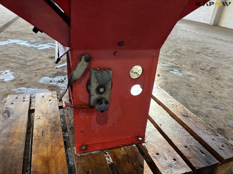 Hatzenbichler Air 8 grass seed box 11