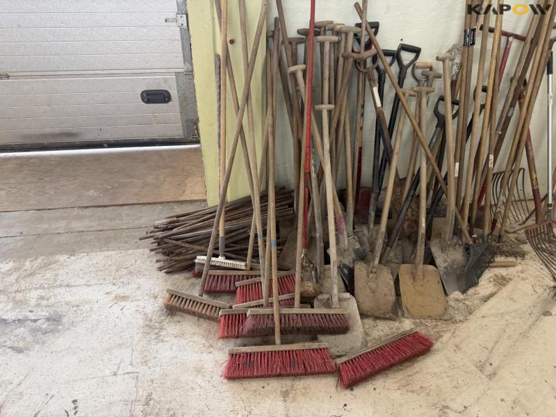 Garden tools 4