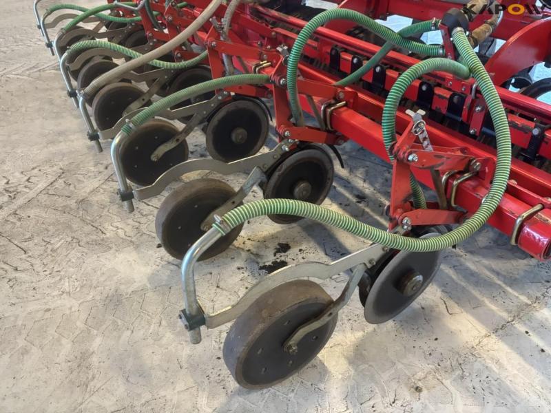 HE-VA seeder cultivator 4meter 45